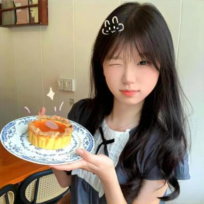 笼中女